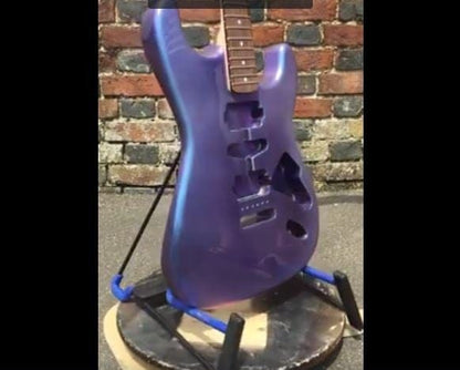 - Colour shifting pigments Colour Shifting Pigment - Blue to Violet